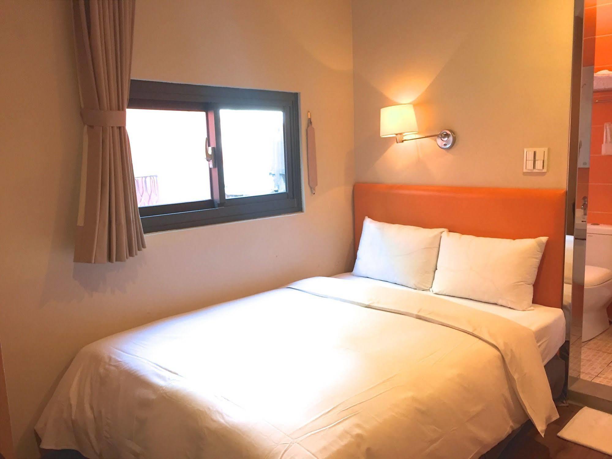 Garden Hotel Taichung Exterior foto