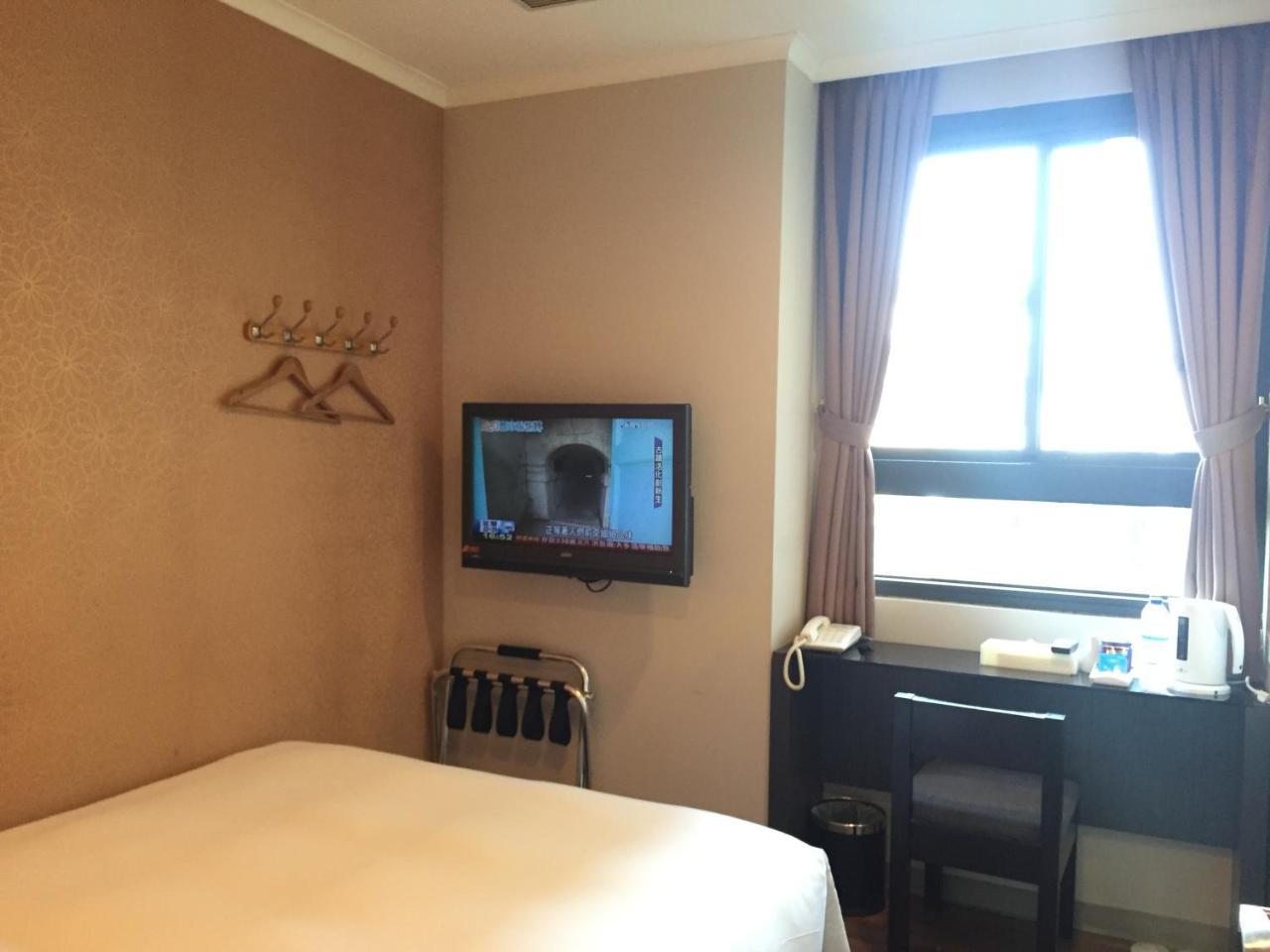 Garden Hotel Taichung Exterior foto